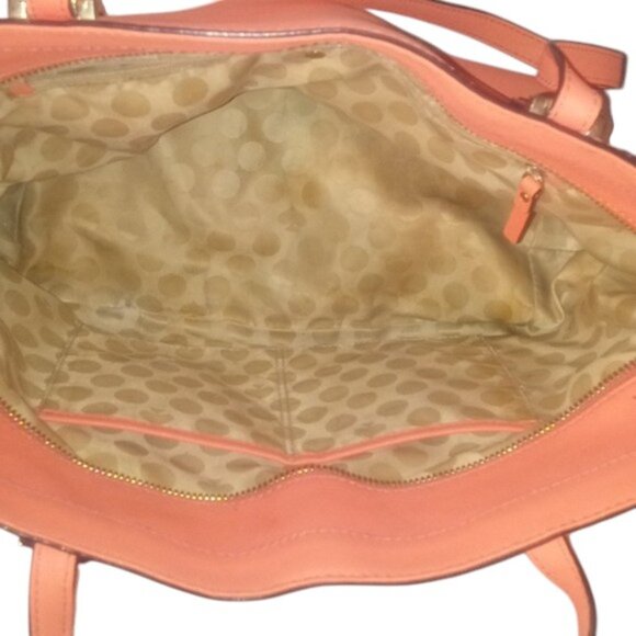 kate spade | coral | Cedar Street Medium Harmony - Picture 8 of 9